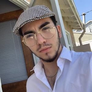 Meet your Posher, Luis